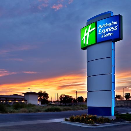 Holiday Inn Express Hotel & Suites Ontario By Ihg Extérieur photo
