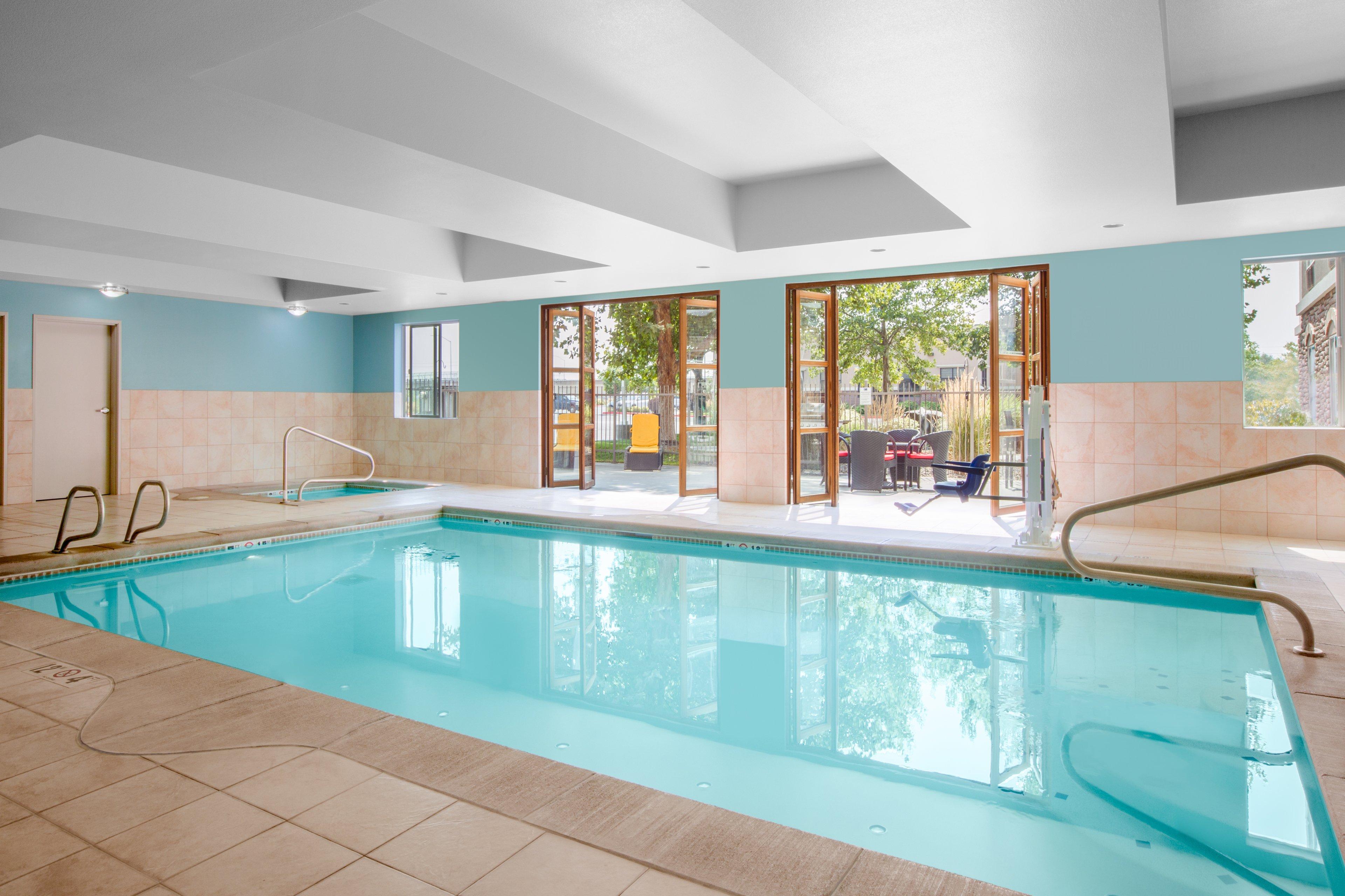Holiday Inn Express Hotel & Suites Ontario By Ihg Extérieur photo