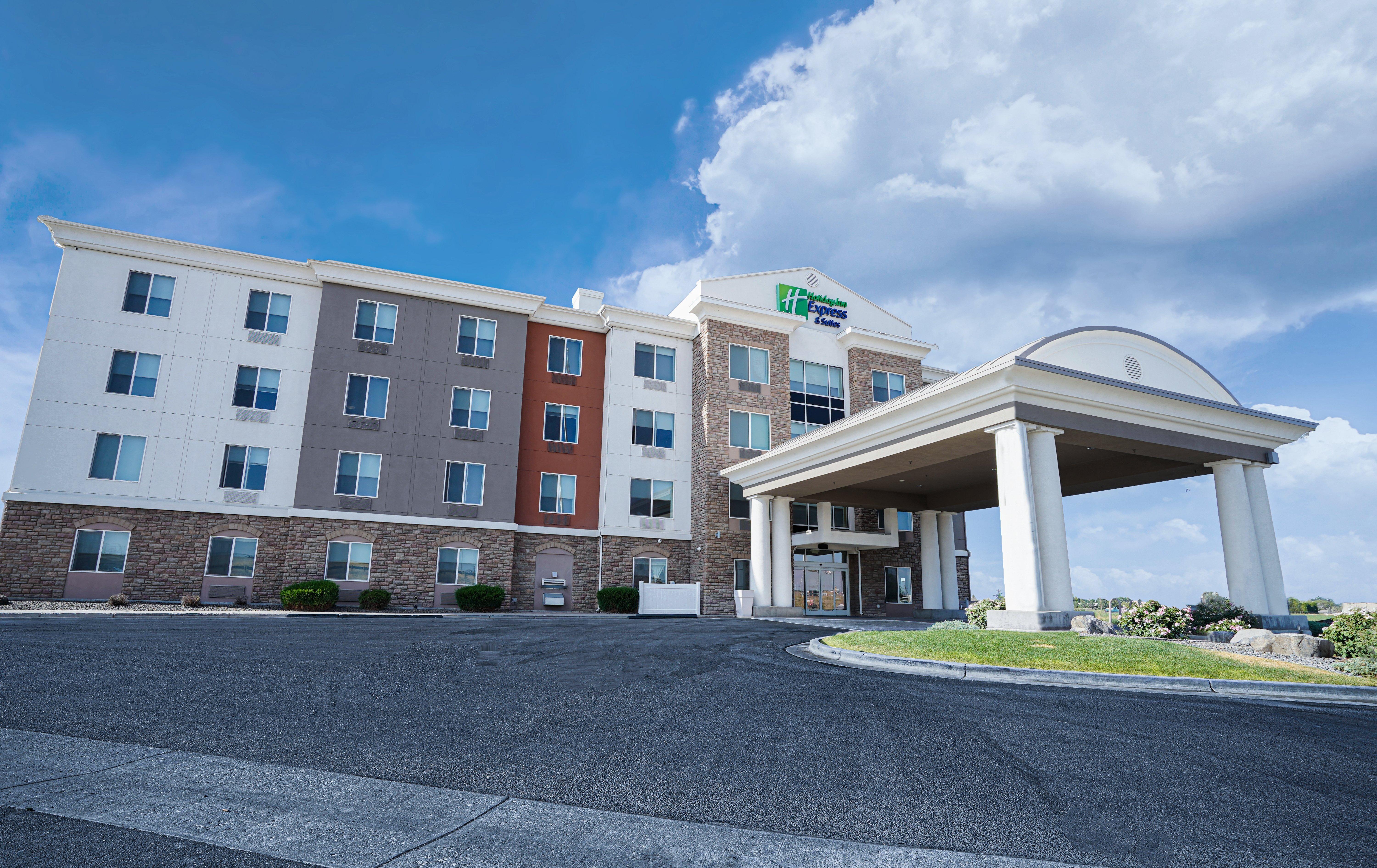 Holiday Inn Express Hotel & Suites Ontario By Ihg Extérieur photo
