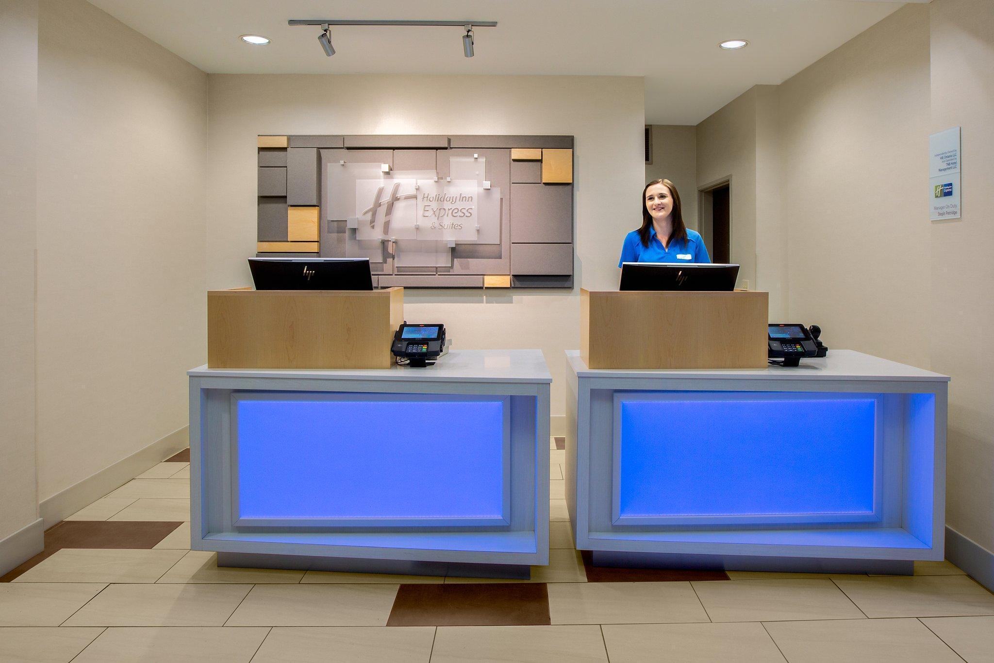 Holiday Inn Express Hotel & Suites Ontario By Ihg Extérieur photo